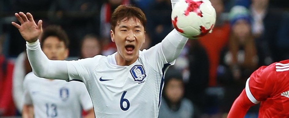 Jung Woo-young - Jogador da Seleo da Coreia do Sul na Copa do Mundo de Futebol de 2022 no Catar (Qatar) - Foto: Dmitry Golubovich