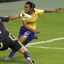 Atacante Marta do Brasil - artilheira da Copa do Mundo de Futebol Feminino - China 2007 com 7 gols