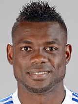Fotos do Henri Bedimo - Jogador de Camarões na Copa do Mundo de 2014 no Brasil