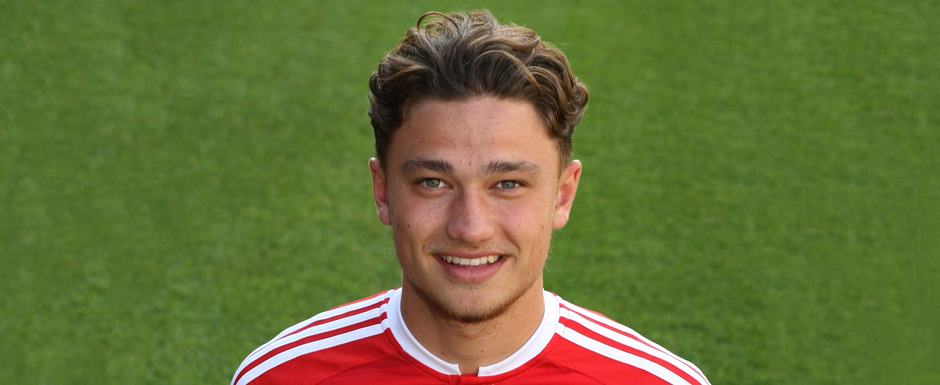 Matty Cash - Jogador da Seleo da Polnia na Copa do Mundo de Futebol de 2022 no Catar (Qatar) - Foto: Nottingham Forest F.C.