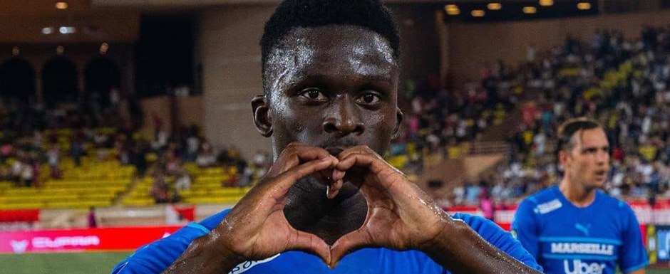 Bamba Dieng - Jogador da Seleo do Senegal na Copa do Mundo de Futebol de 2022 no Catar (Qatar) - Foto: bambadienga/Twitter