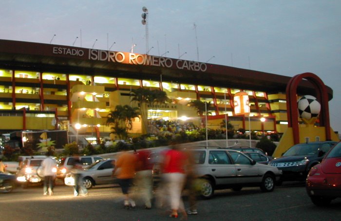 Foto da área externa do Estádio Monumental Isidro Romero Carbo, em Guaiaquil, Equador. Palco da Final da Copa Libertadores da América de 2022 - Foto: aguerra