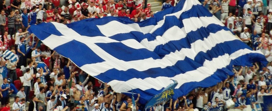 Torcida da Seleo da Grcia na Eurocopa de 2012 - Foto: Piotr Drabik