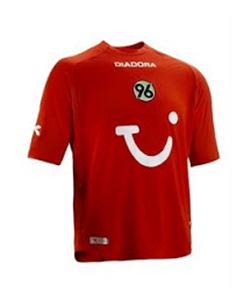 Uniforme 1 do Hannover 96 - Temporada 2007