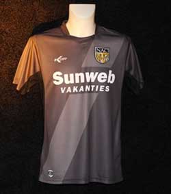 Uniforme 2 do NAC Breda - Temporada 2010/2011