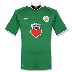 Uniforme 1 do VfL Wolfsburg - Temporada 2008/2009